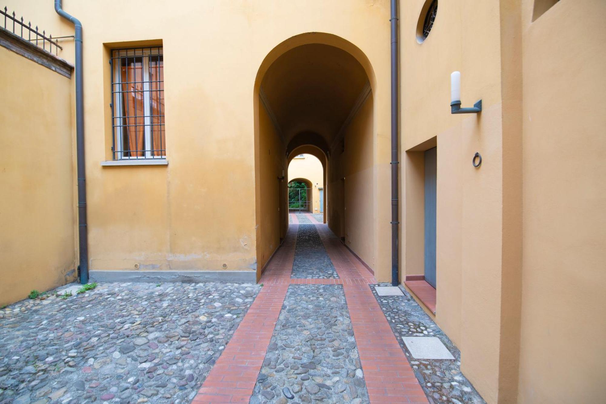 Welcome To Bulaggna Bologna Exterior photo